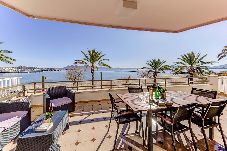 Appartement in Puerto Pollensa - Emma Beachfront Apartment