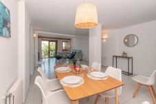 Appartement in Puerto Pollensa - Vora Mar Beachfront Apartment