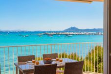 Appartement in Puerto Pollensa - Seafront Apartment Voramar 31