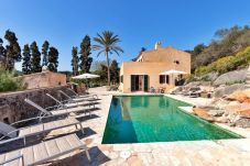 Country house w Pollensa - Villa La Cala