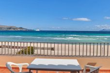 Dom w Playa de Muro - Beachfront Villa Socias Playa