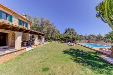 Country house w Pollensa - La Plana