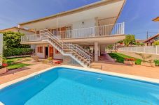 Country house w Ca ´n Picafort - Beach Villa Catalina